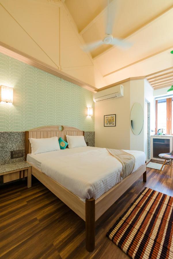 Traveller'S Inn Hotel - Fort Bombaj Zewnętrze zdjęcie